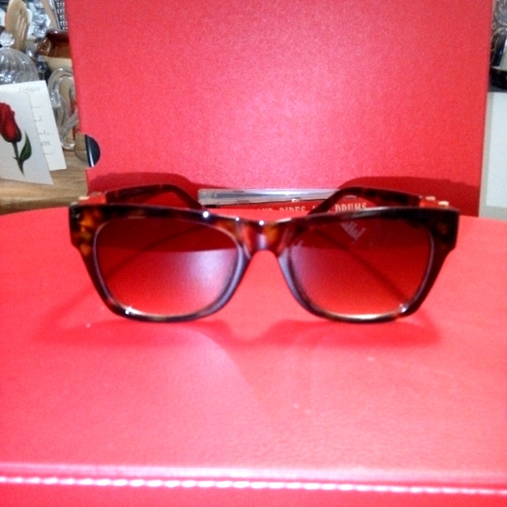 Tortoise Shell Frames